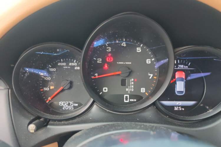 Used Porsche Macan 2014 Macan 2.0T Instrument Cluster