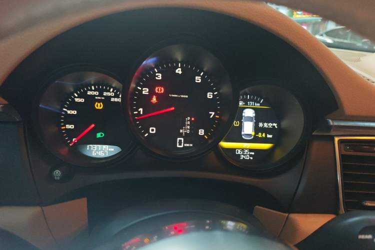 Used Porsche Macan 2014 Macan 2.0T Instrument Cluster