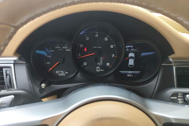 Used Porsche Macan 2014 Macan 2.0T Instrument Cluster
