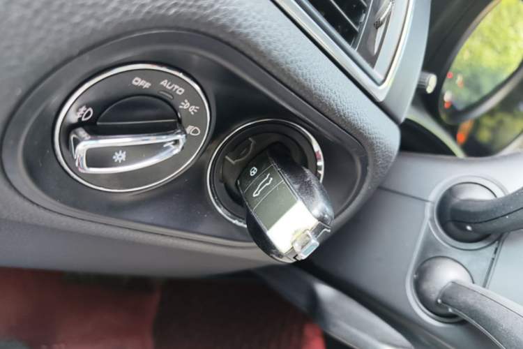 Used Porsche Macan 2014 Macan 2.0T Interior 1