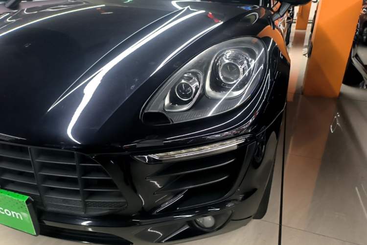 Used Porsche Macan 2014 Macan 2.0T Left Front Headlight