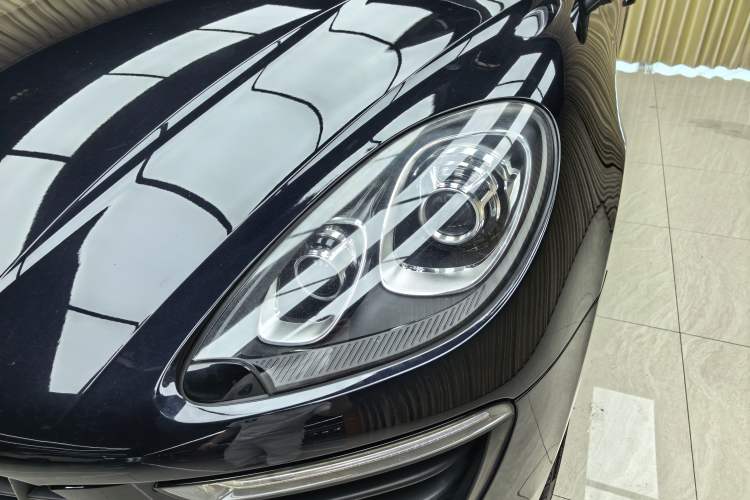Used Porsche Macan 2014 Macan 2.0T Left Front Headlight