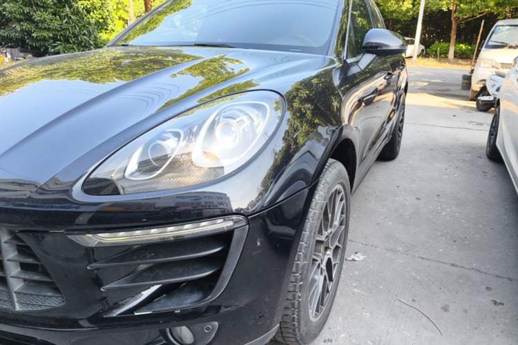 Used Porsche Macan 2014 Macan 2.0T Left Front Headlight