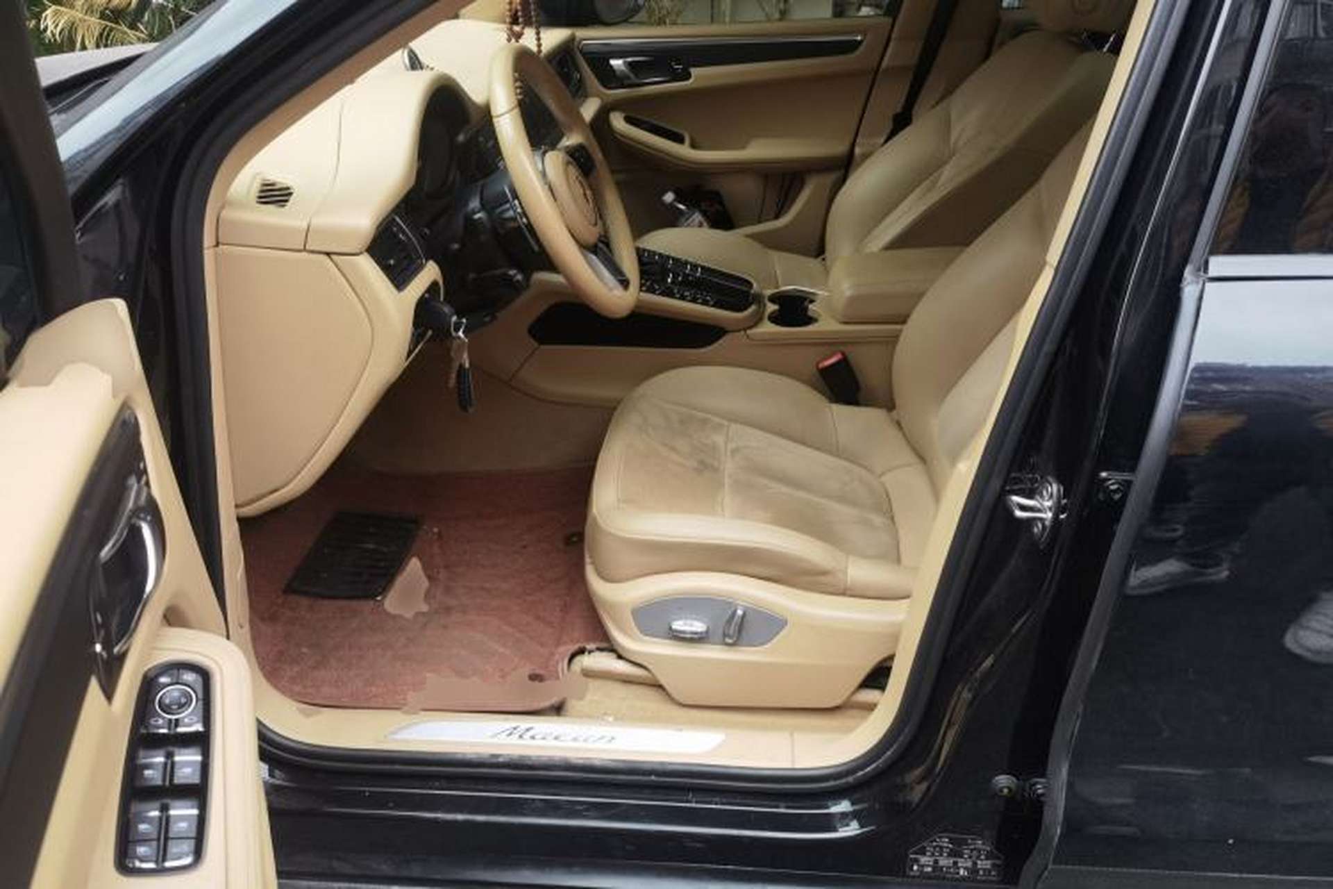 Used Porsche Macan 2014 Macan 2.0T Left Front Seat