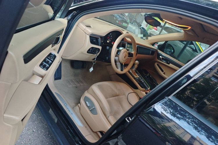Used Porsche Macan 2014 Macan 2.0T Left Front Seat