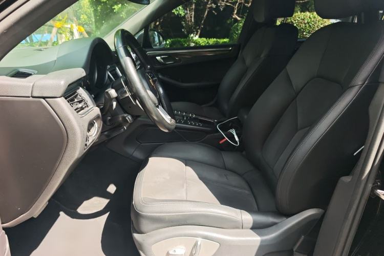 Used Porsche Macan 2014 Macan 2.0T Left Front Seat