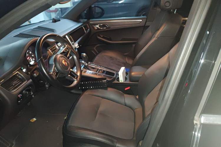 Used Porsche Macan 2014 Macan 2.0T Left Front Seat