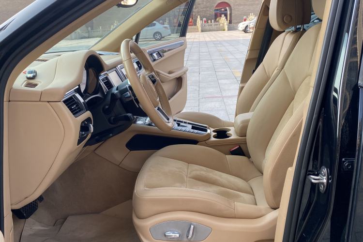 Used Porsche Macan 2014 Macan 2.0T Left Front Seat