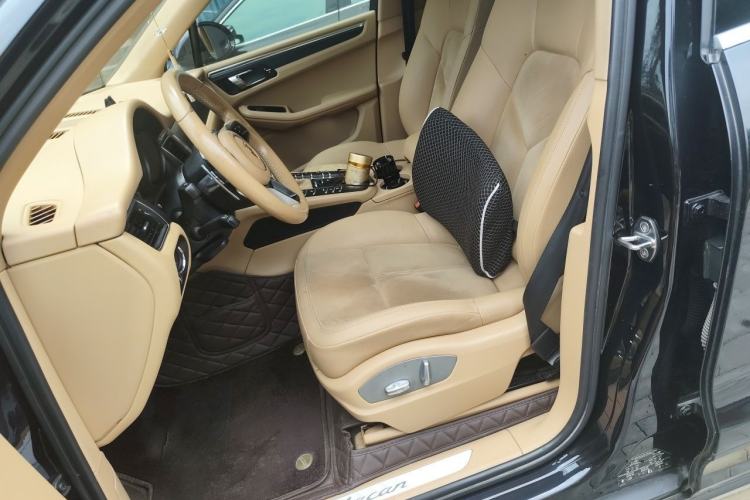 Used Porsche Macan 2014 Macan 2.0T Left Front Seat