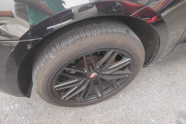 Used Porsche Macan 2014 Macan 2.0T Left Front Wheel Hub