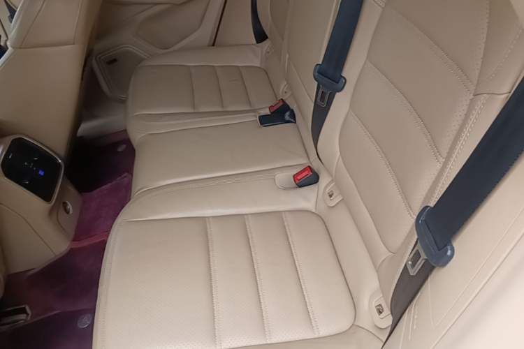 Used Porsche Macan 2014 Macan S 3.0T Left Rear Seat