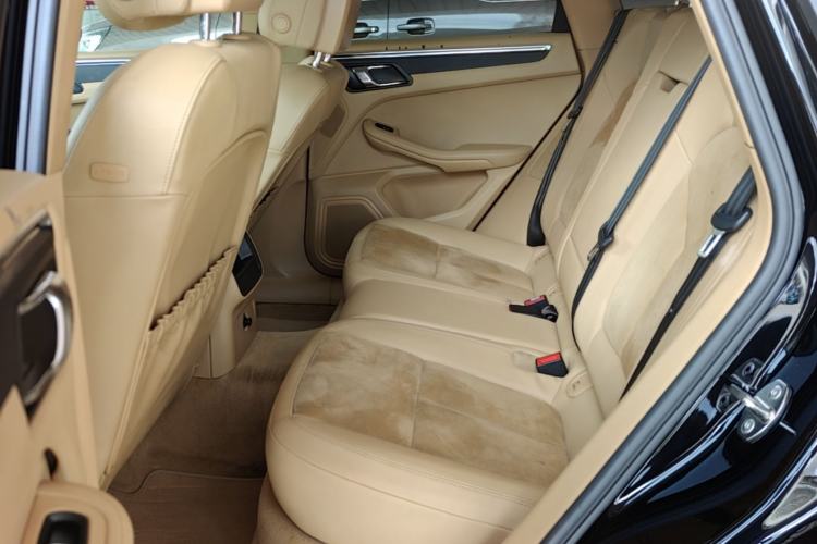Used Porsche Macan 2014 Macan 2.0T Left Rear Seat