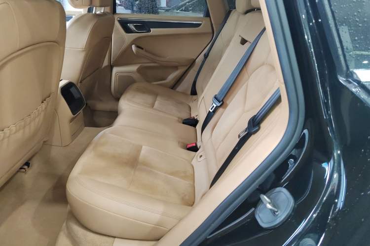 Used Porsche Macan 2014 Macan 2.0T Left Rear Seat