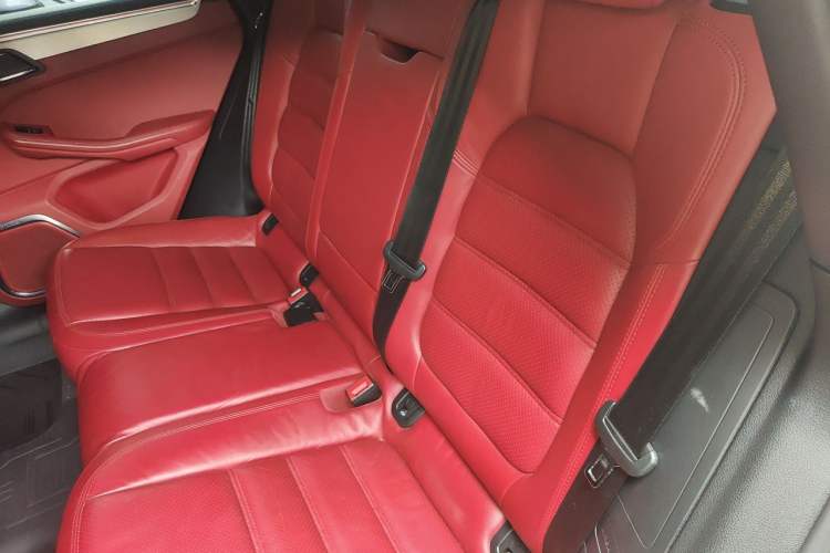 Used Porsche Macan 2014 Macan Turbo 3.6T Left Rear Seat