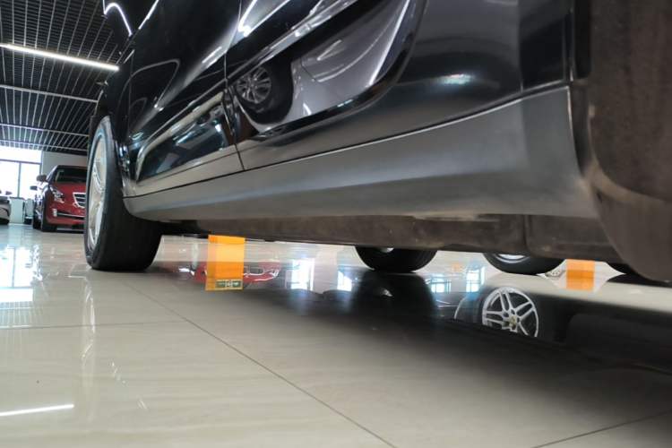 Used Porsche Macan 2014 Macan 2.0T Left Side Sill