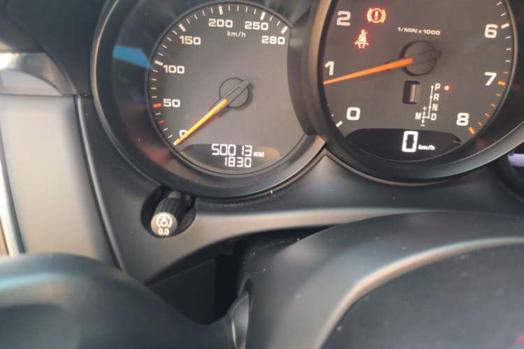 Used Porsche Macan 2014 Macan 2.0T Odometer Close Up