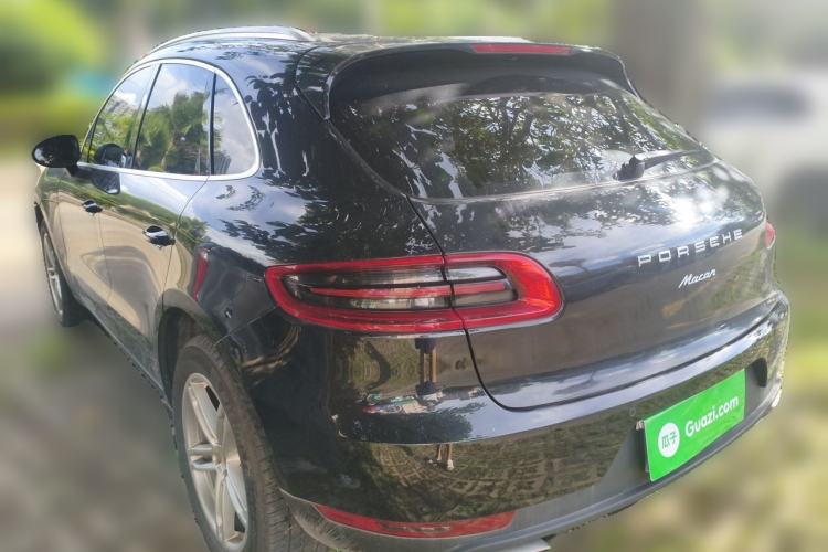 Used Porsche Macan 2014 Macan 2.0T Rear Left 45 Deg