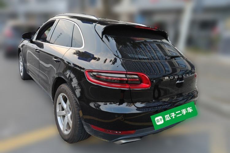 Used Porsche Macan 2014 Macan 2.0T Rear Left 45 Deg