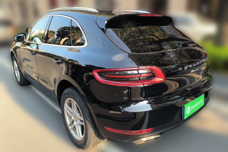 Used Porsche Macan 2014 Macan 2.0T Rear Left 45 Deg
