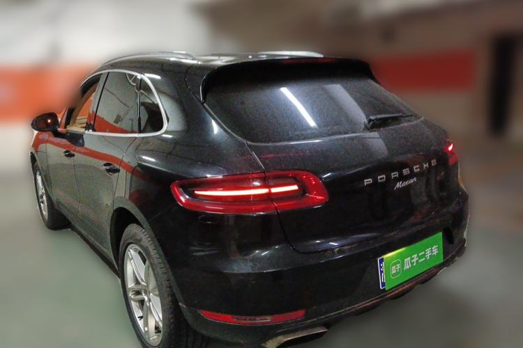 Used Porsche Macan 2014 Macan 2.0T Rear Left 45 Deg