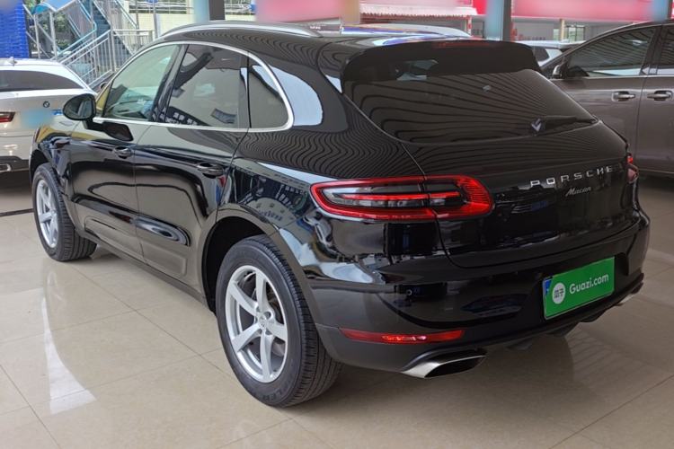Used Porsche Macan 2014 Macan 2.0T Rear Left 45 Deg