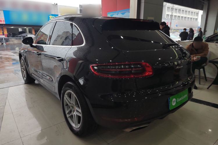 Used Porsche Macan 2014 Macan 2.0T Rear Left 45 Deg