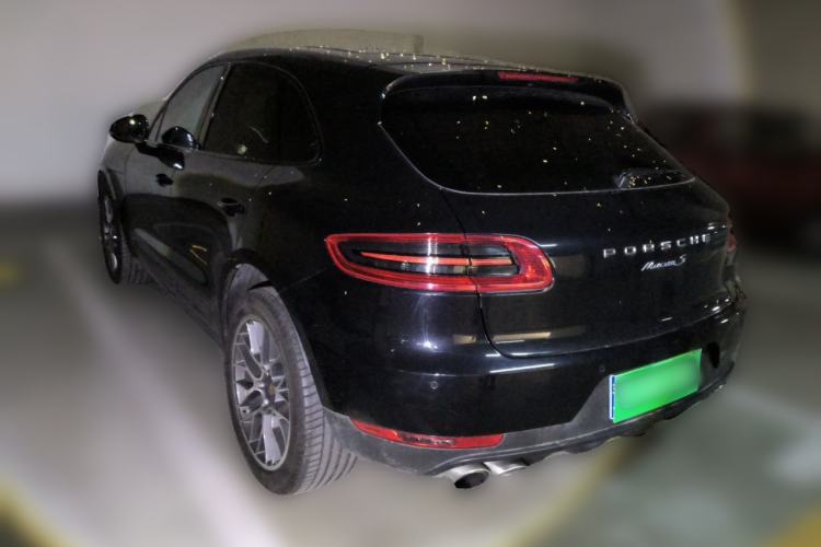 Used Porsche Macan 2014 Macan S 3.0T Rear Left 45 Deg
