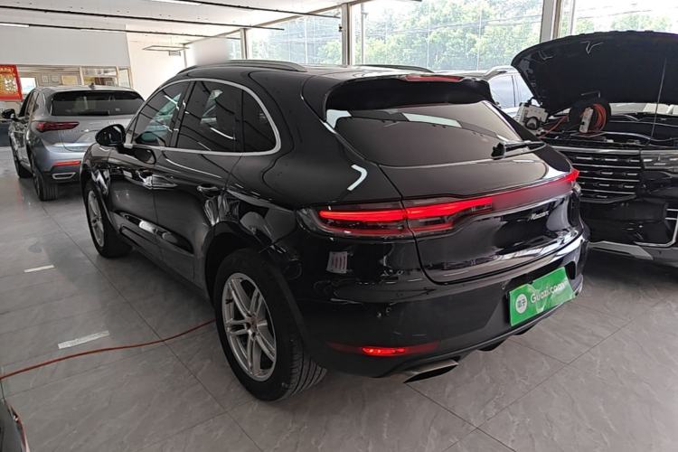Used Porsche Macan 2014 Macan 2.0T Rear Left 45 Deg