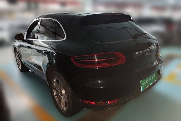 Used Porsche Macan 2014 Macan 2.0T Rear Left 45 Deg