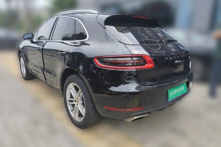 Used Porsche Macan 2014 Macan 2.0T Rear Left 45 Deg