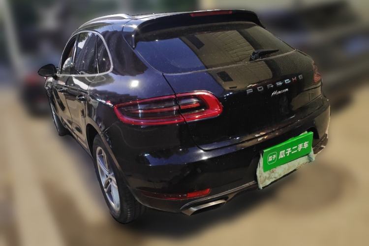 Used Porsche Macan 2014 Macan 2.0T Rear Left 45 Deg