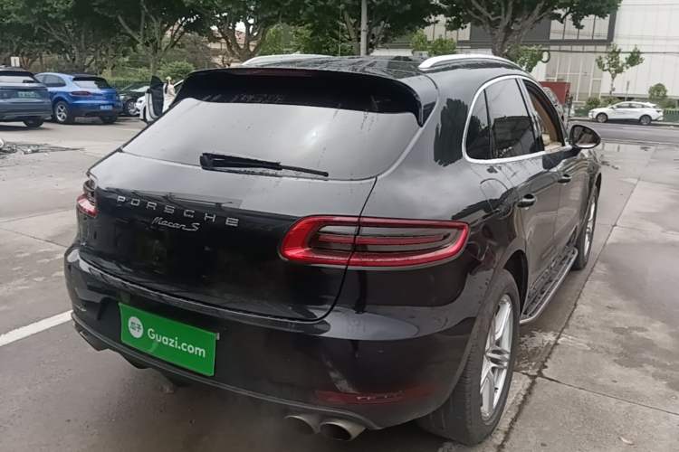 Used Porsche Macan 2014 Macan S 3.0T Rear Right 45 Deg