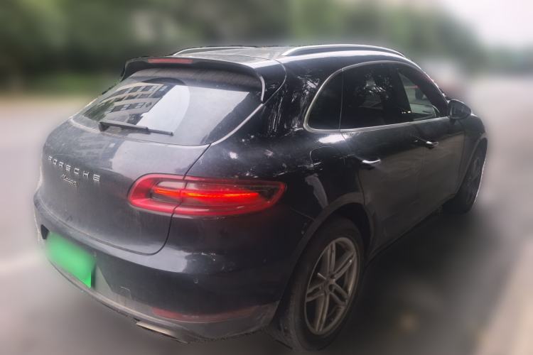 Used Porsche Macan 2014 Macan 2.0T Rear Right 45 Deg