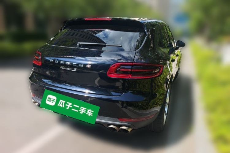 Used Porsche Macan 2014 Macan 2.0T Rear Right 45 Deg