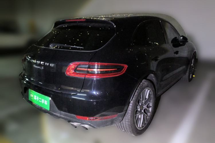 Used Porsche Macan 2014 Macan S 3.0T Rear Right 45 Deg