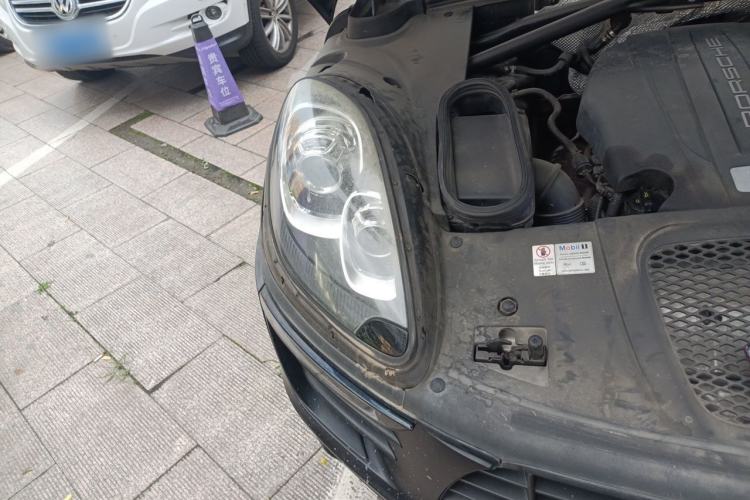 Used Porsche Macan 2014 Macan 2.0T Right Front Headlight