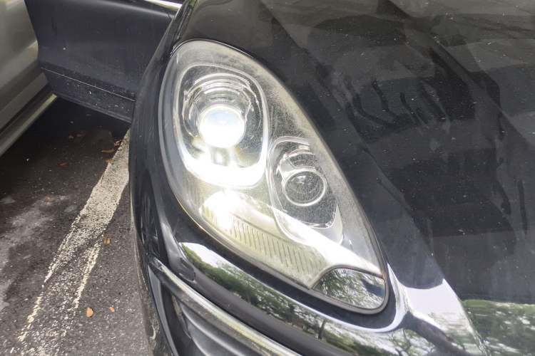 Used Porsche Macan 2014 Macan 2.0T Right Front Headlight