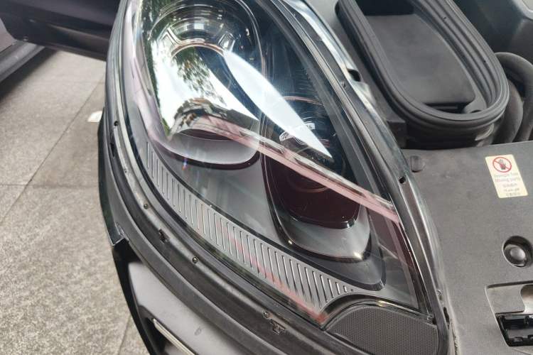 Used Porsche Macan 2014 Macan Turbo 3.6T Right Front Headlight