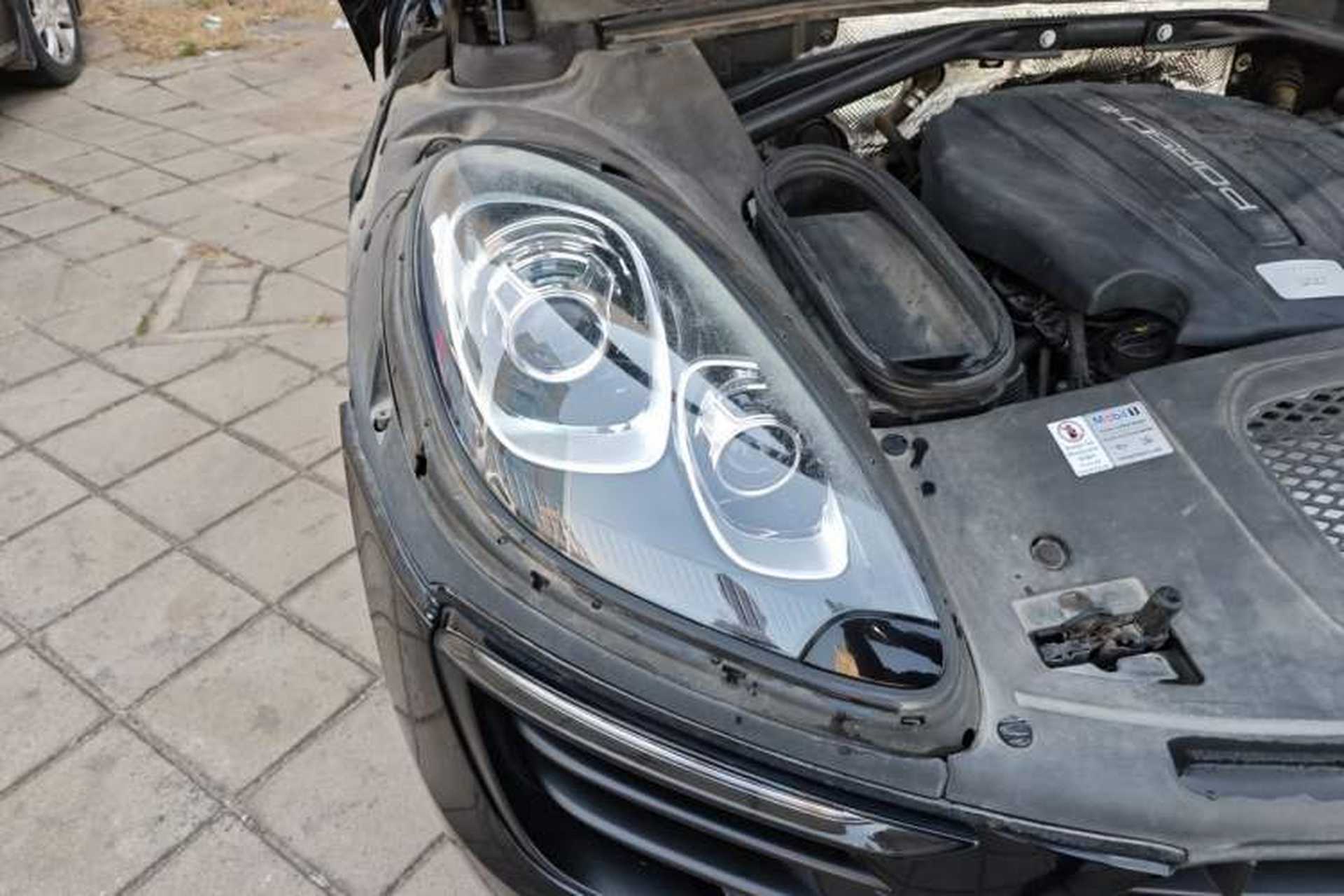 Used Porsche Macan 2014 Macan 2.0T Right Front Headlight
