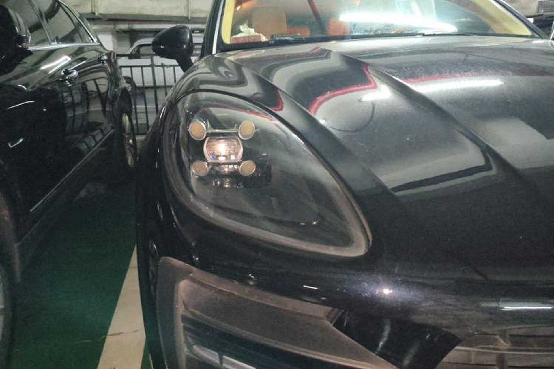 Used Porsche Macan 2014 Macan 2.0T Right Front Headlight
