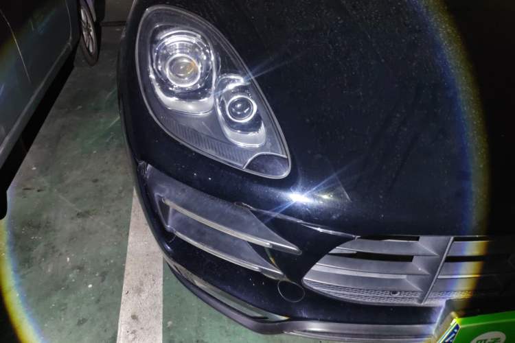 Used Porsche Macan 2014 Macan Turbo 3.6T Right Front Headlight