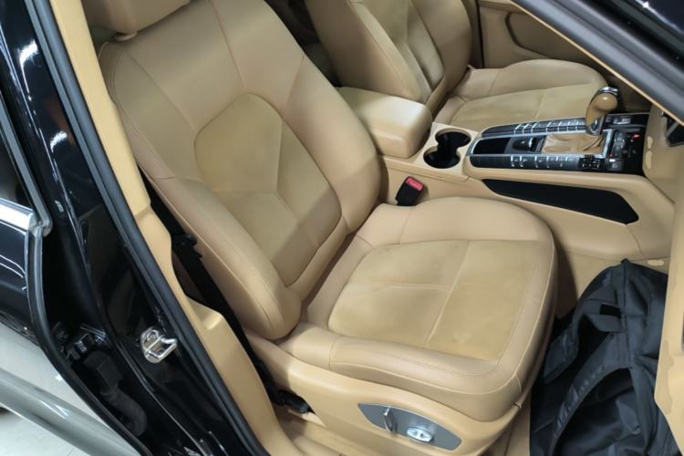 Used Porsche Macan 2014 Macan 2.0T Right Front Seat
