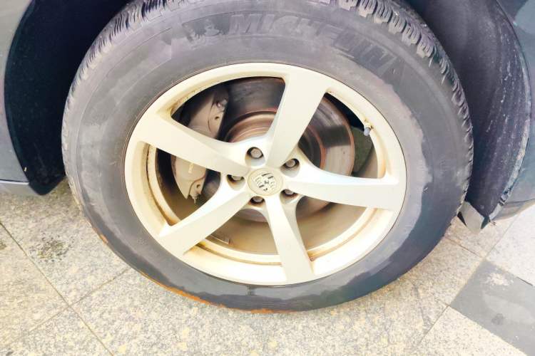 Used Porsche Macan 2014 Macan 2.0T Right Front Wheel Hub