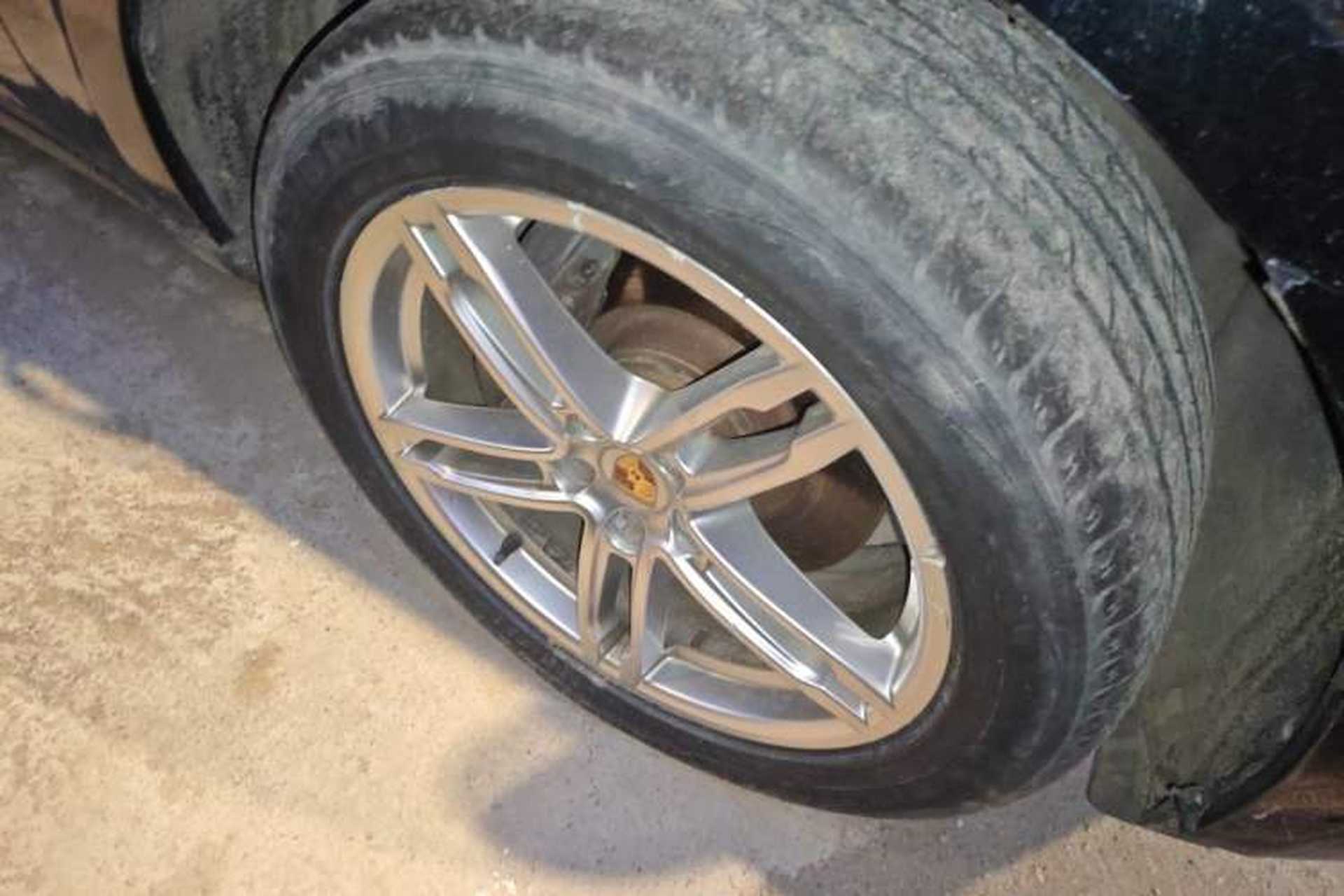 Used Porsche Macan 2014 Macan 2.0T Right Front Wheel Hub