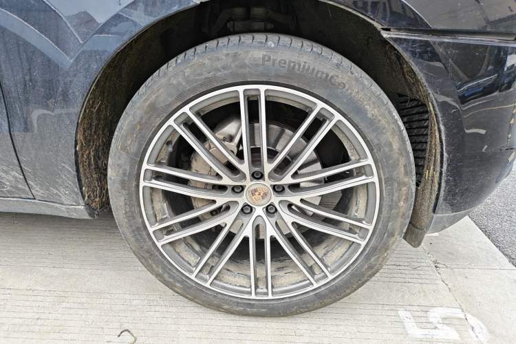 Used Porsche Macan 2014 Macan S 3.0T Right Front Wheel Hub