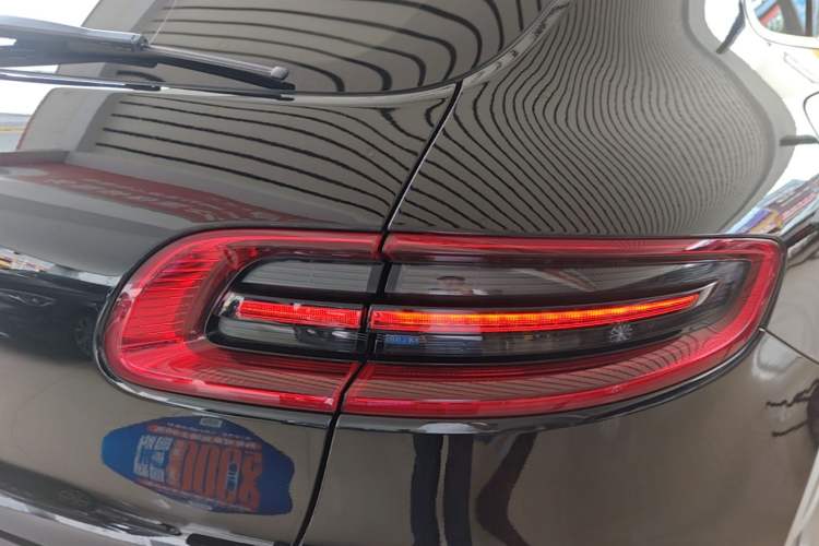 Used Porsche Macan 2014 Macan 2.0T Right Rear Taillight