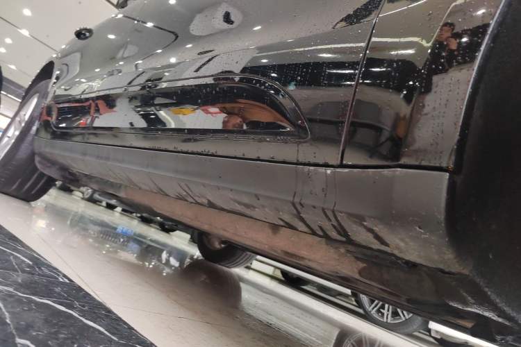 Used Porsche Macan 2014 Macan 2.0T Right Side Sill