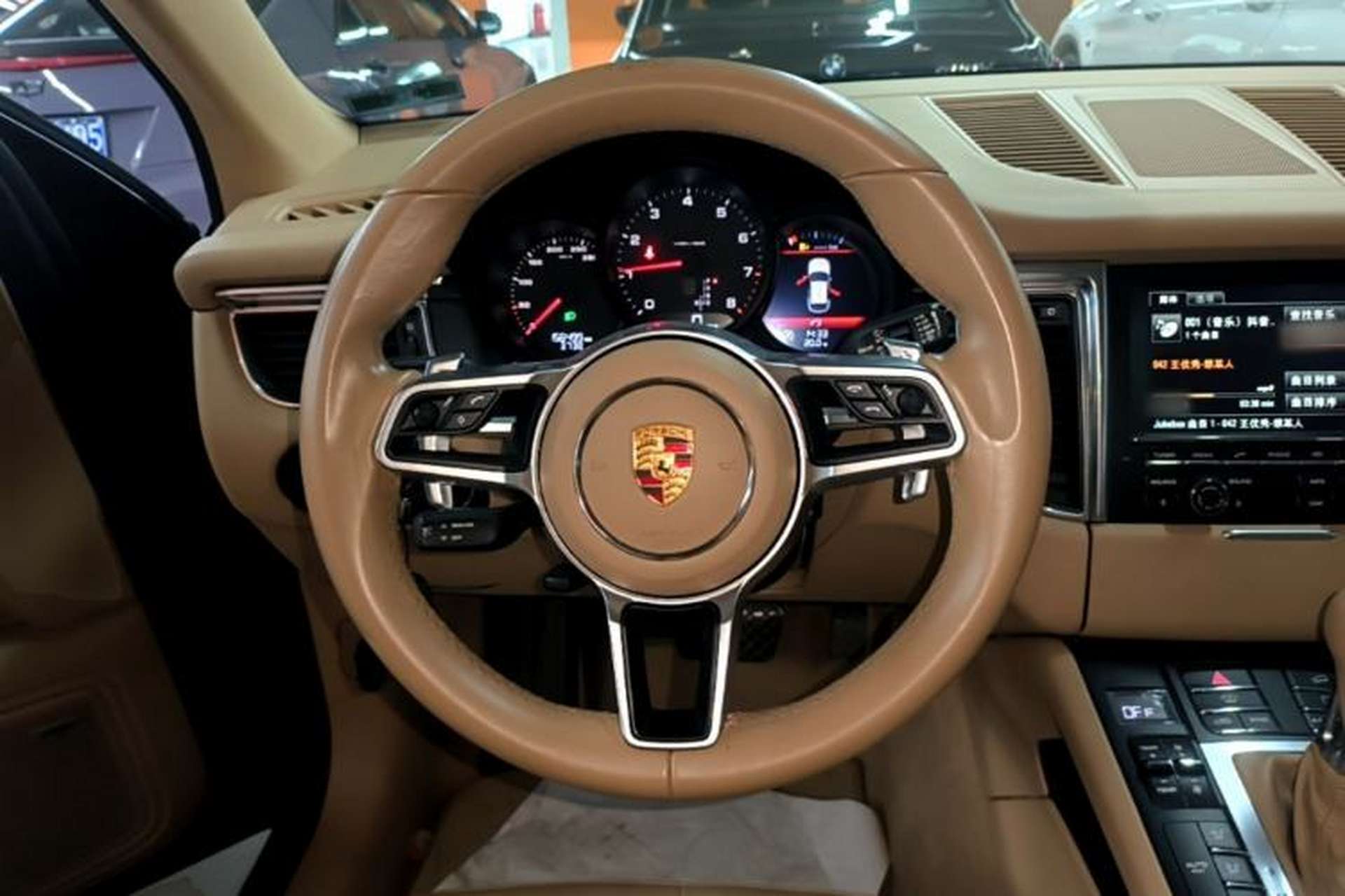 Used Porsche Macan 2014 Macan 2.0T Steering Wheel