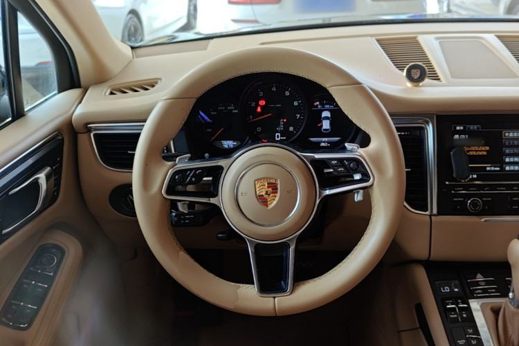 Used Porsche Macan 2014 Macan 2.0T Steering Wheel
