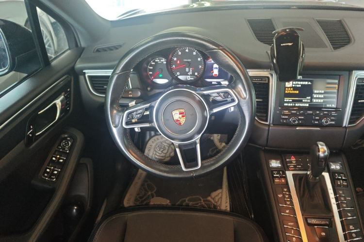 Used Porsche Macan 2014 Macan 2.0T Steering Wheel